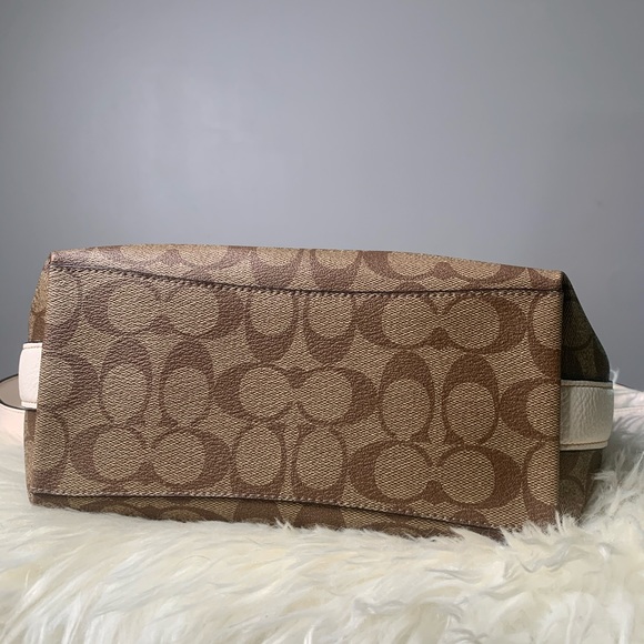 Coach Snoopy x Peanuts Bag Crossbody - Picture 6 of 16